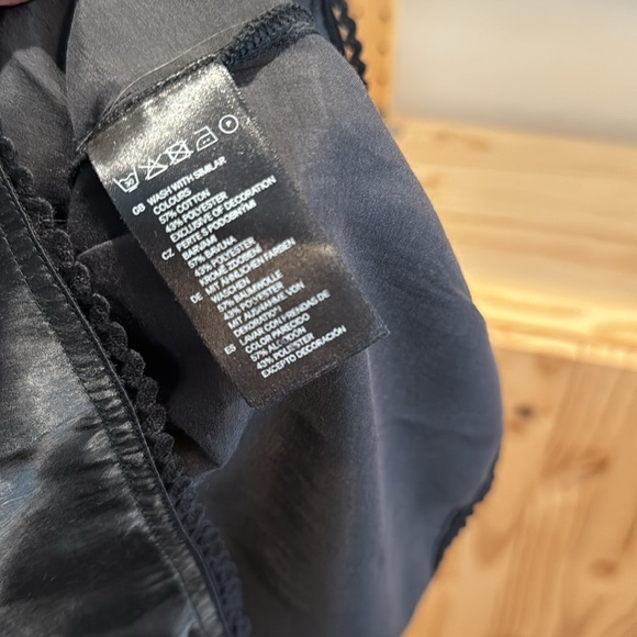 H&M Satin and Lace Tie Back Top - Picture 8 of 9